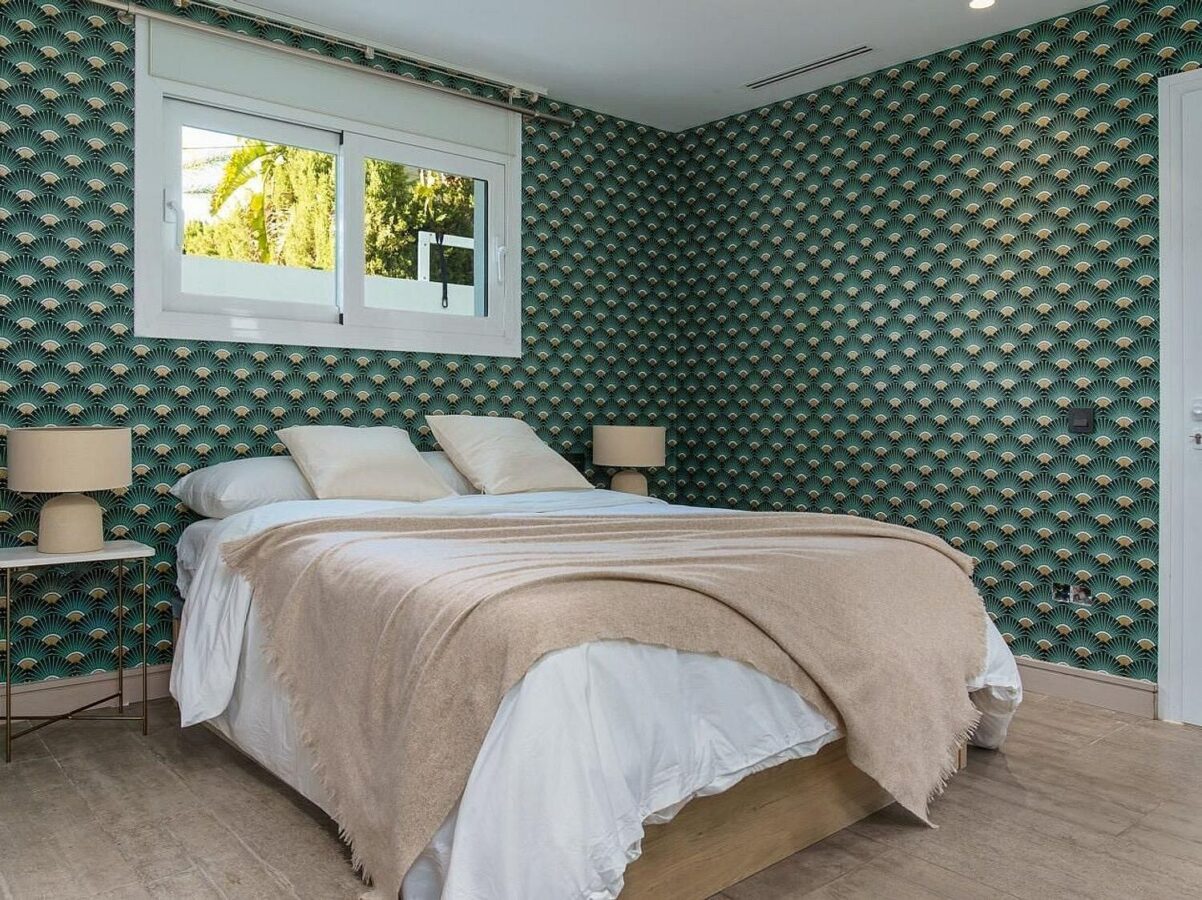 Contemporary villa with pool and guest house in Aloha, Nueva Andalucia, Marbella