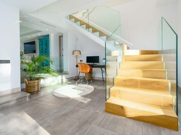 Contemporary villa with pool and guest house in Aloha, Nueva Andalucia, Marbella