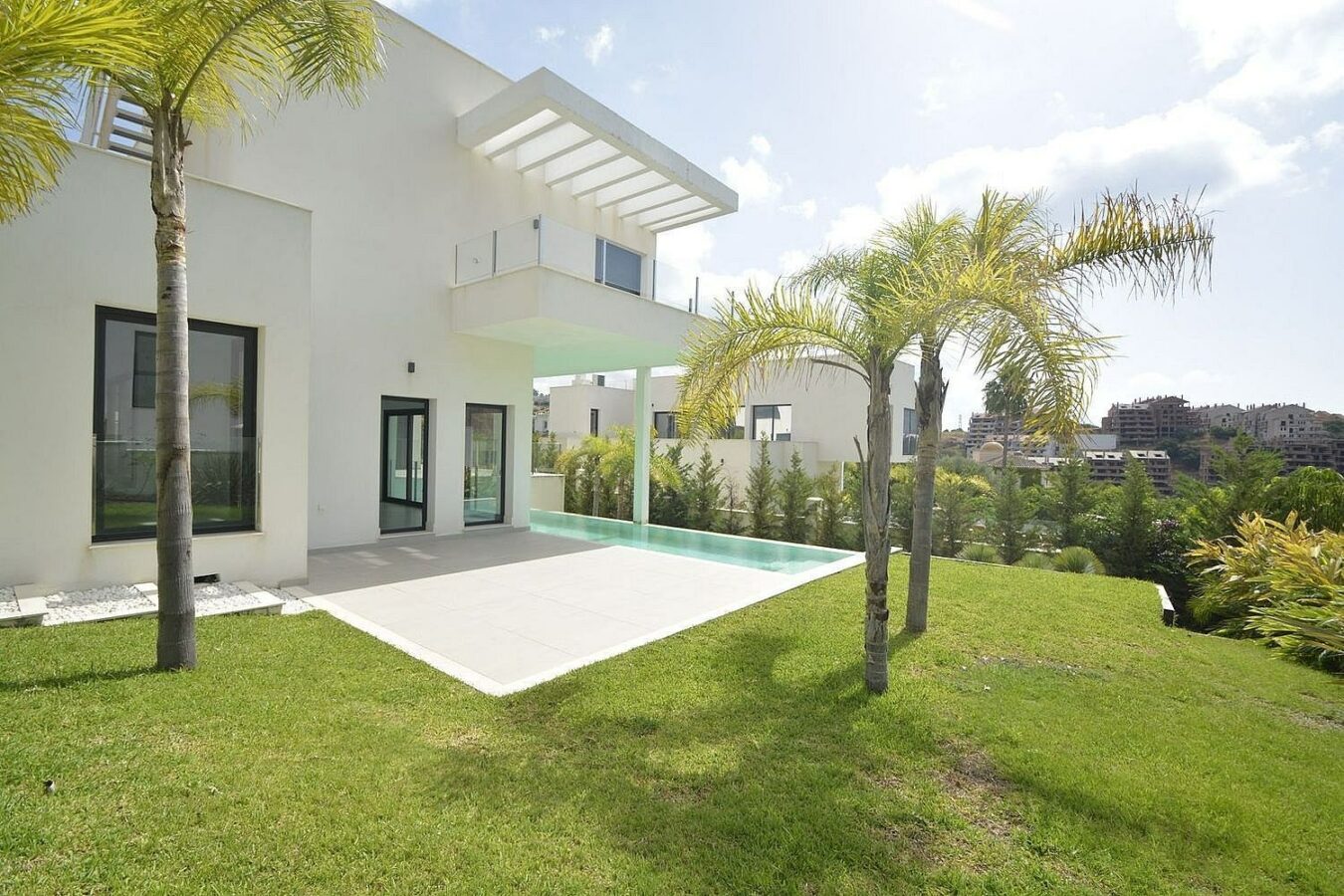 Contemporary villa with pool near Santa Maria Golf in Elviria, Marbella