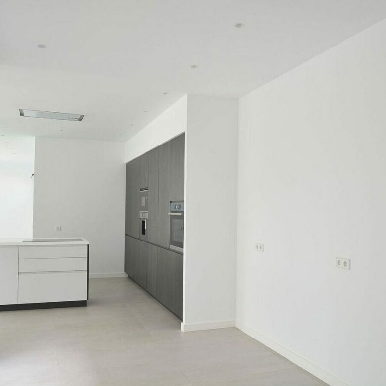 Contemporary villa with pool near Santa Maria Golf in Elviria, Marbella