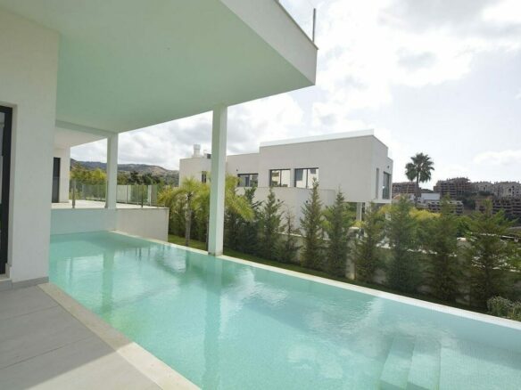 Contemporary villa with pool near Santa Maria Golf in Elviria, Marbella