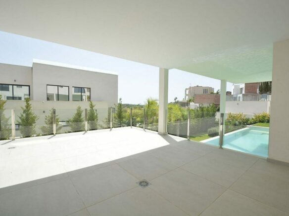 Contemporary villa with pool near Santa Maria Golf in Elviria, Marbella