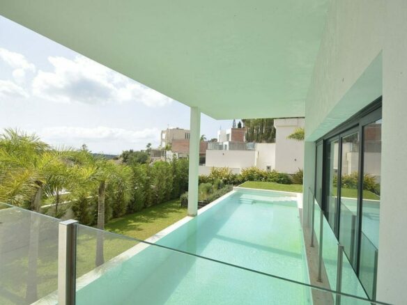 Contemporary villa with pool near Santa Maria Golf in Elviria, Marbella