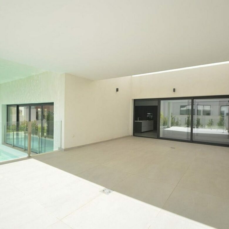 Contemporary villa with pool near Santa Maria Golf in Elviria, Marbella