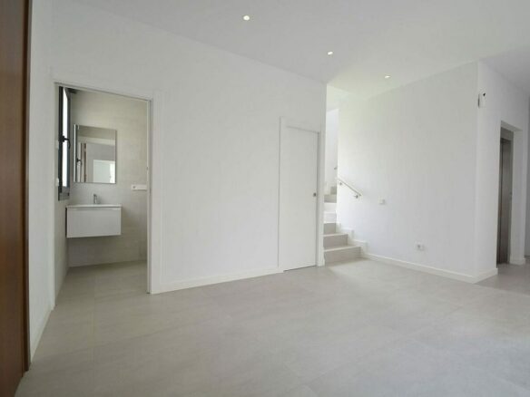 Contemporary villa with pool near Santa Maria Golf in Elviria, Marbella