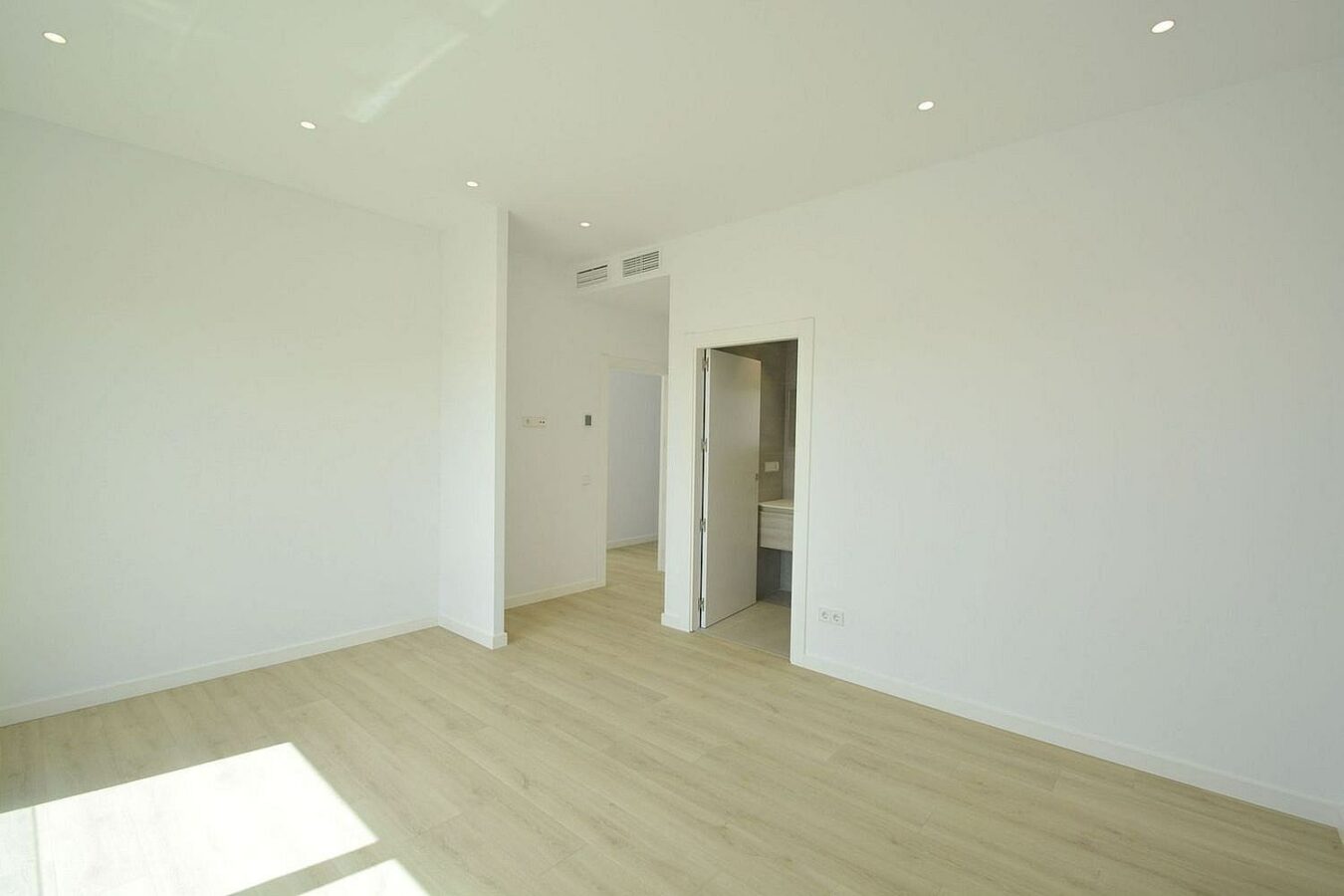 Contemporary villa with pool near Santa Maria Golf in Elviria, Marbella