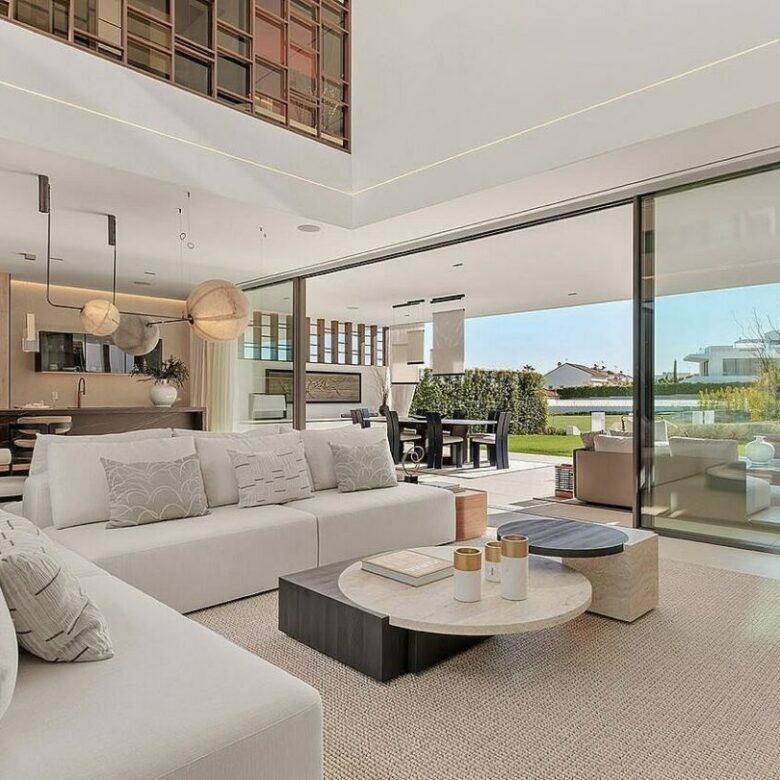 Contemporary villa in gated community Golden Mile Marbella