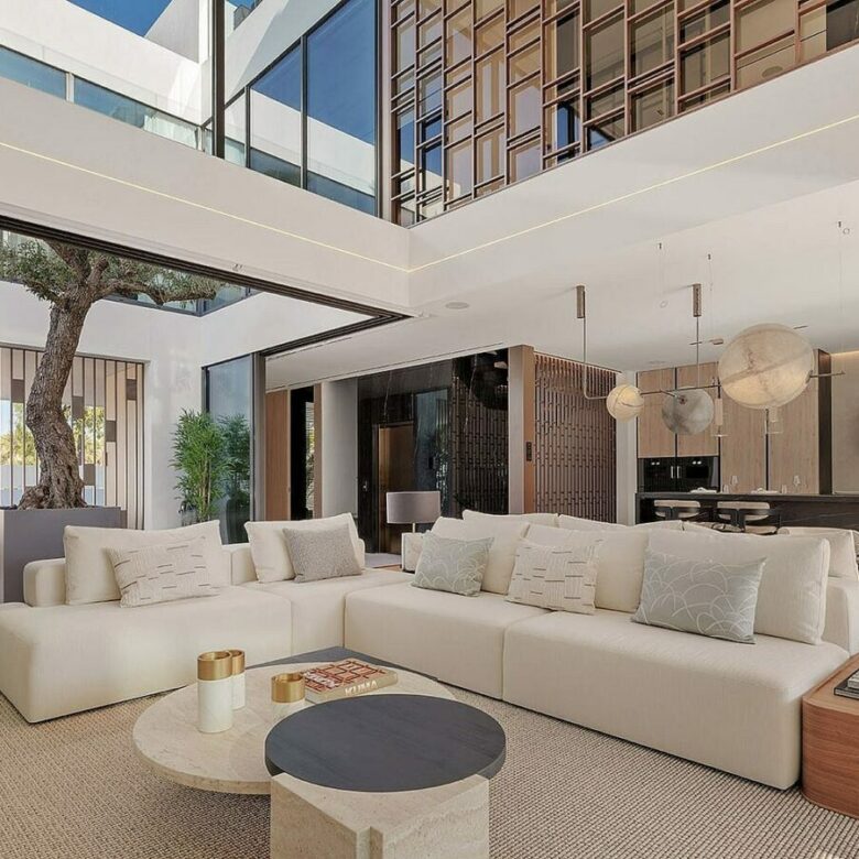 Contemporary villa in gated community Golden Mile Marbella
