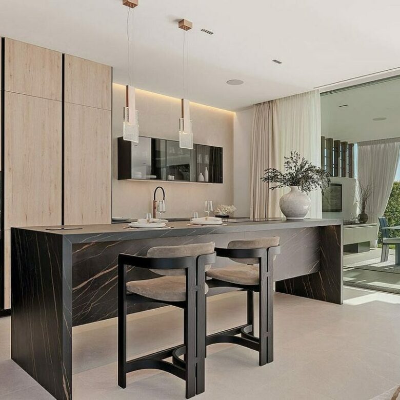Contemporary villa in gated community Golden Mile Marbella