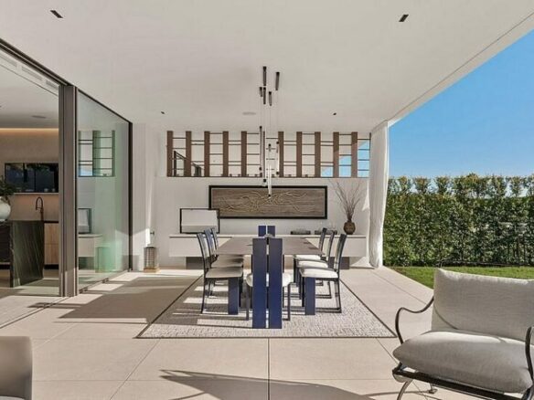 Contemporary villa in gated community Golden Mile Marbella