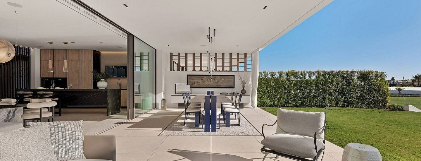 Contemporary villa in gated community Golden Mile Marbella
