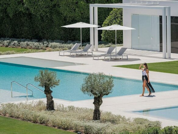 Contemporary villa in gated community Golden Mile Marbella