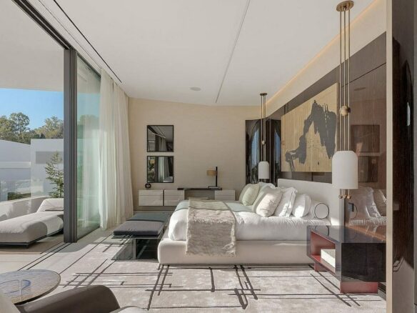 Contemporary villa in gated community Golden Mile Marbella