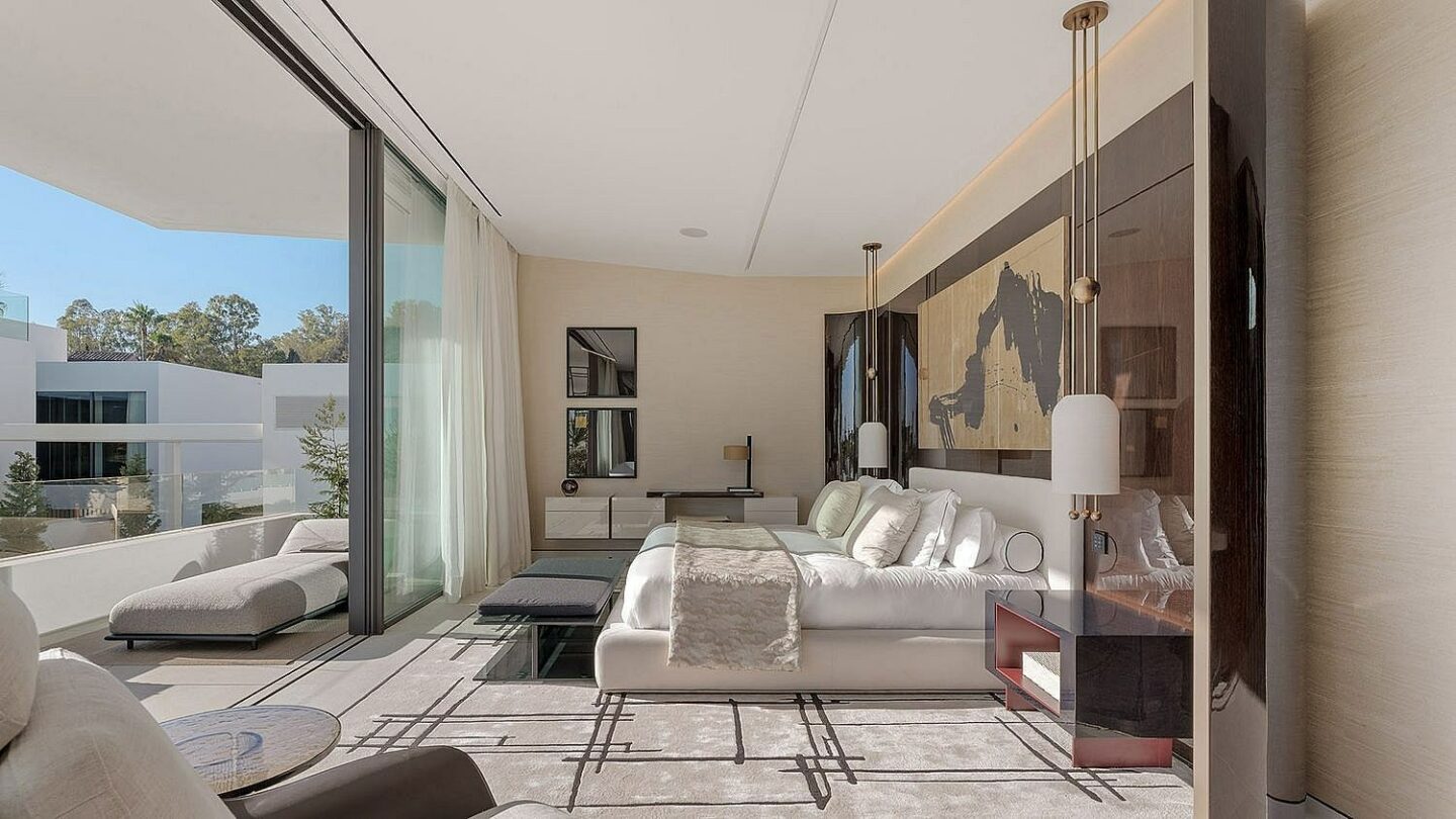 Contemporary villa in gated community Golden Mile Marbella