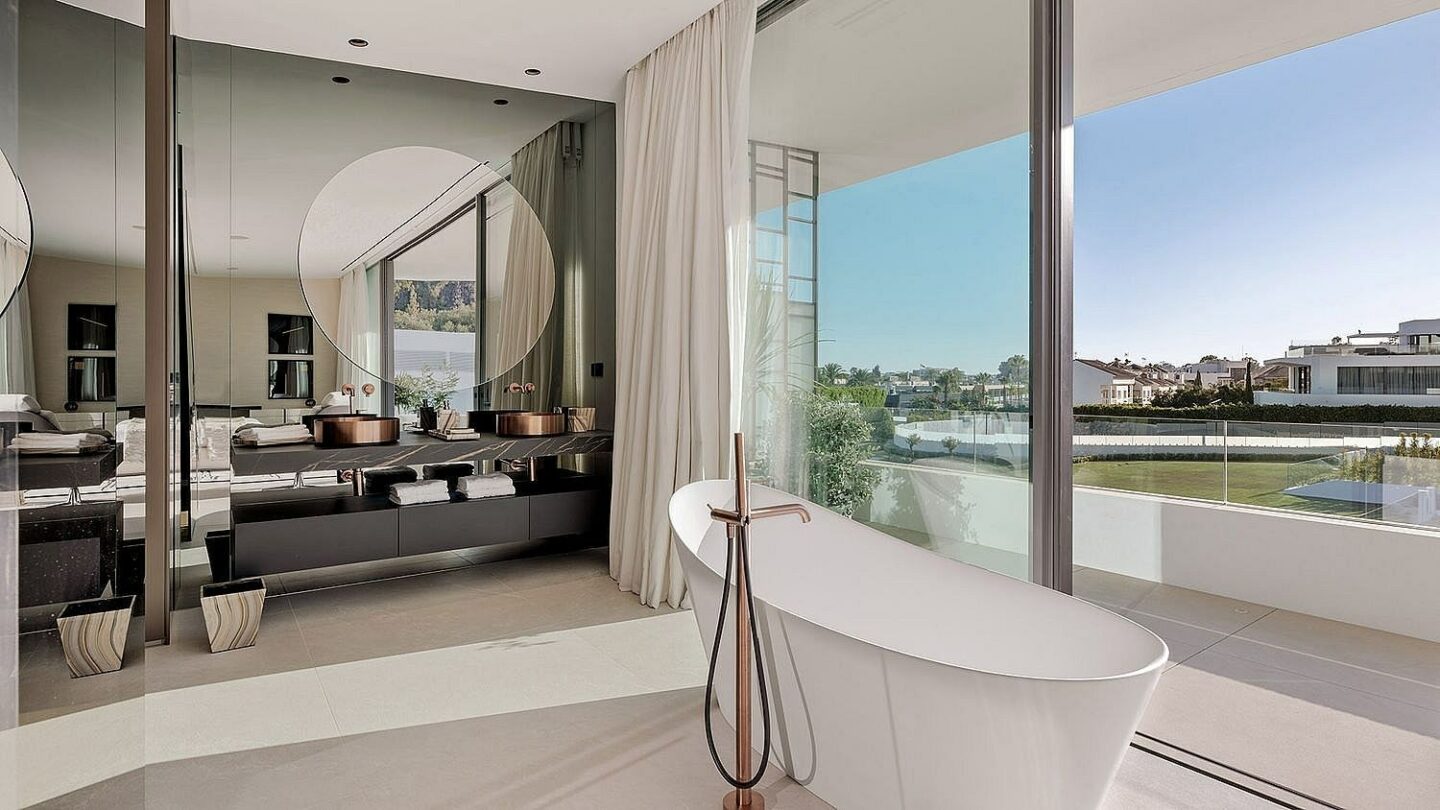 Contemporary villa in gated community Golden Mile Marbella