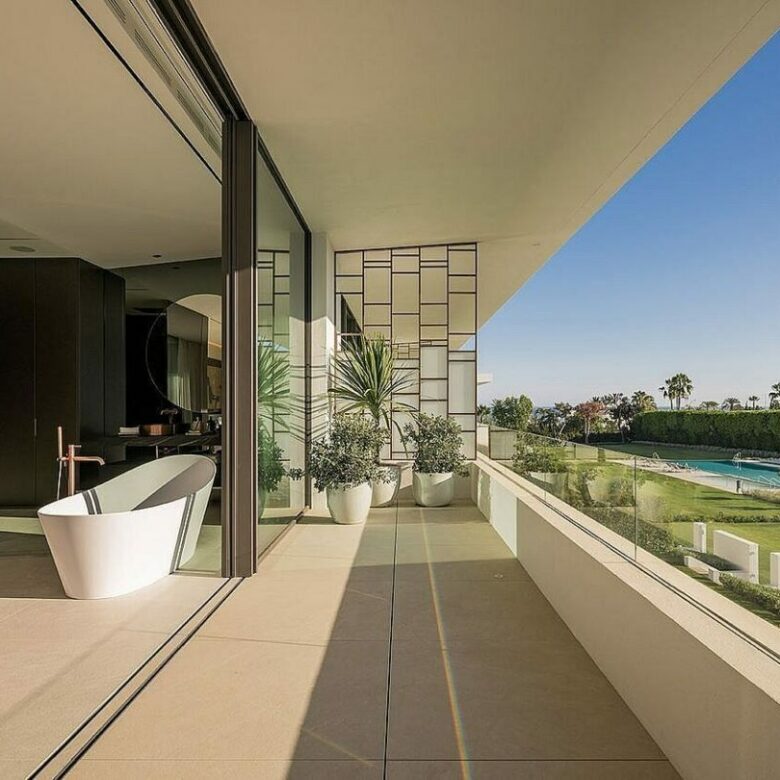 Contemporary villa in gated community Golden Mile Marbella