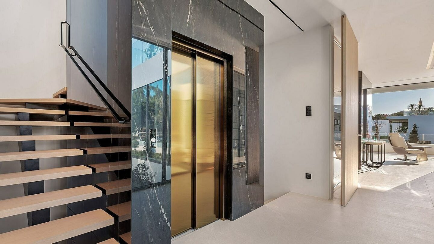 Contemporary villa in gated community Golden Mile Marbella