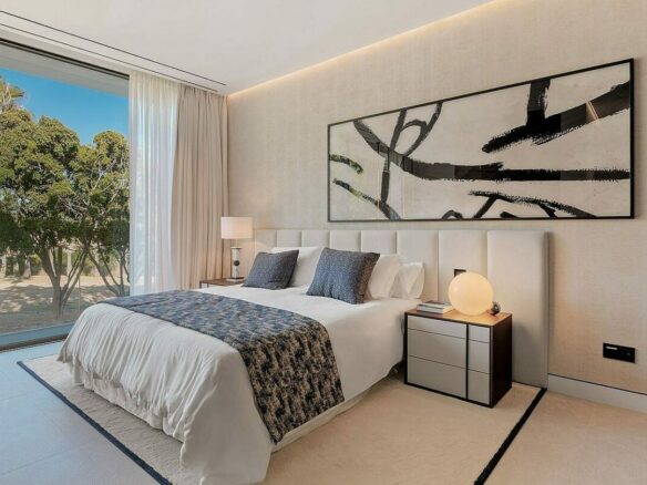 Contemporary villa in gated community Golden Mile Marbella