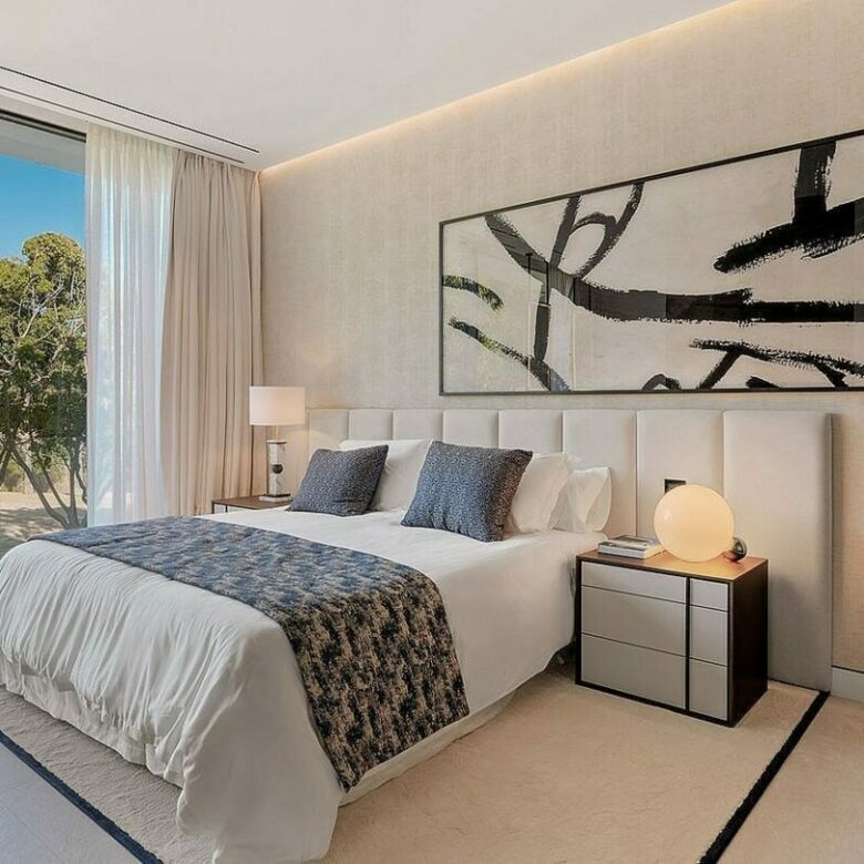 Contemporary villa in gated community Golden Mile Marbella