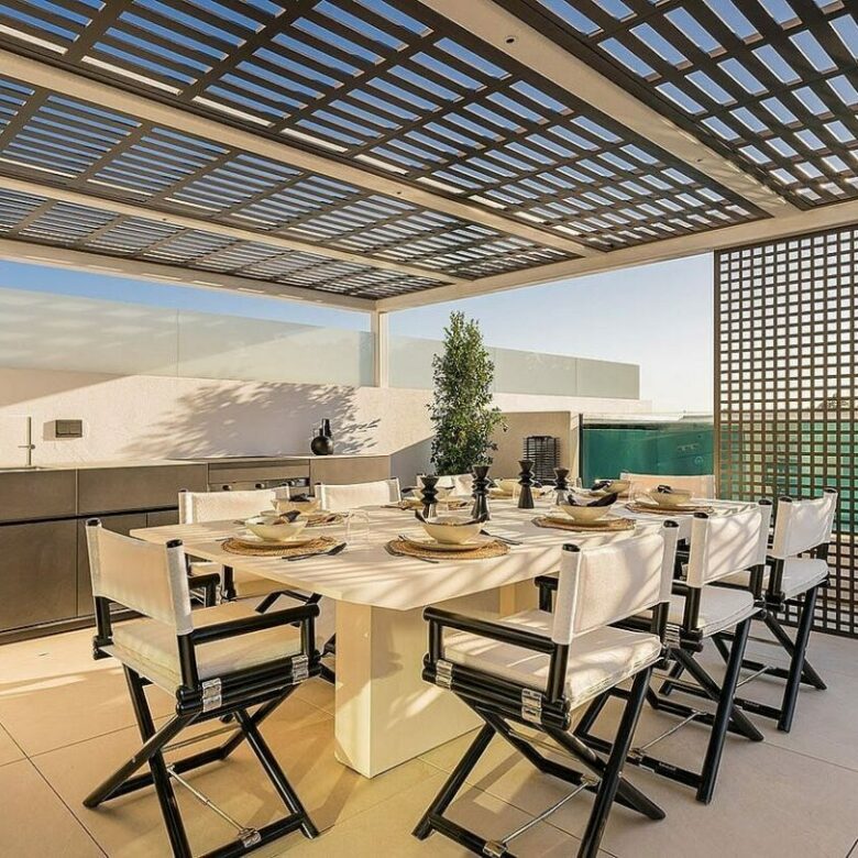 Contemporary villa in gated community Golden Mile Marbella