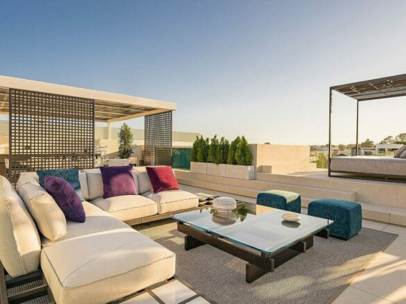 Contemporary villa in gated community Golden Mile Marbella
