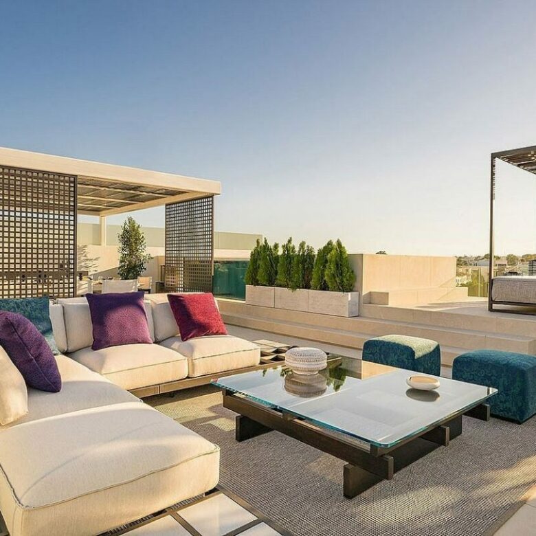 Contemporary villa in gated community Golden Mile Marbella