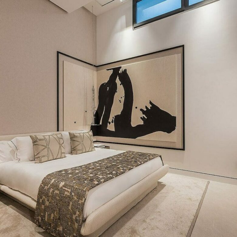 Contemporary villa in gated community Golden Mile Marbella
