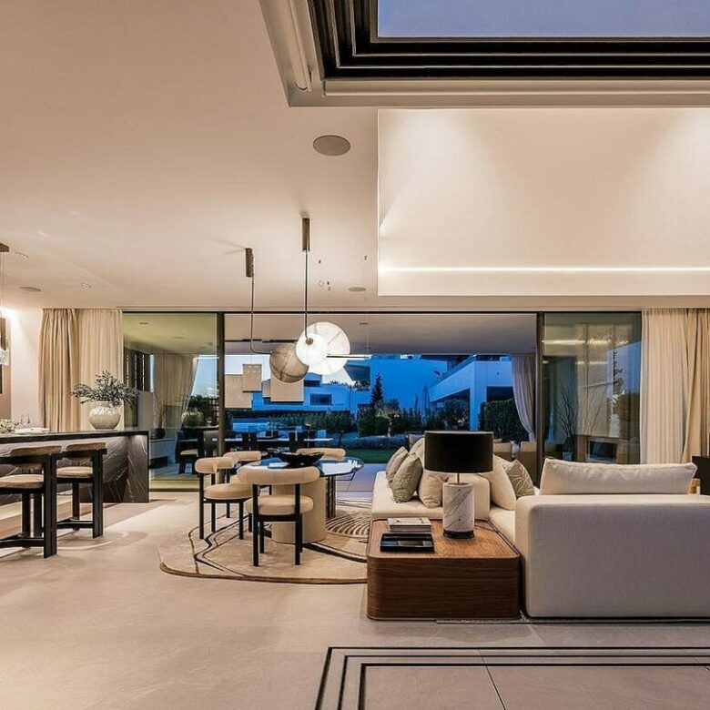 Contemporary villa in gated community Golden Mile Marbella