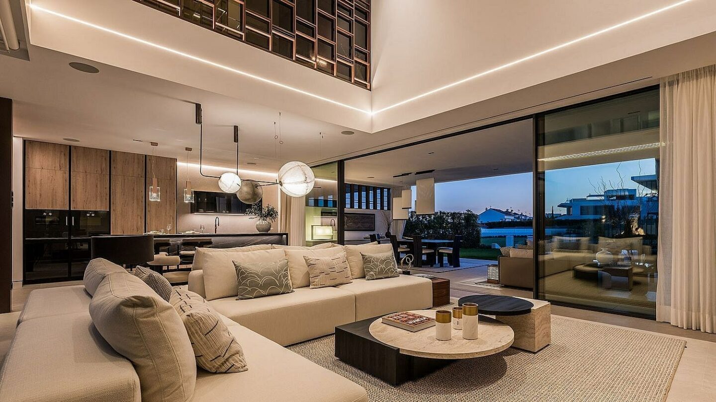 Contemporary villa in gated community Golden Mile Marbella