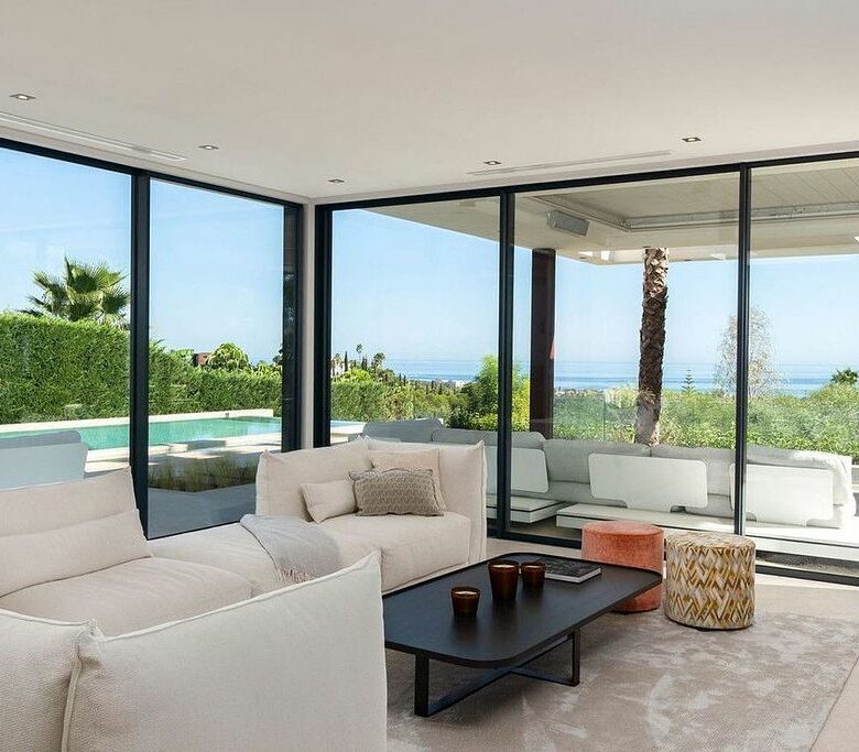Contemporary villa for sale Los Flamingos Golf Benahavis