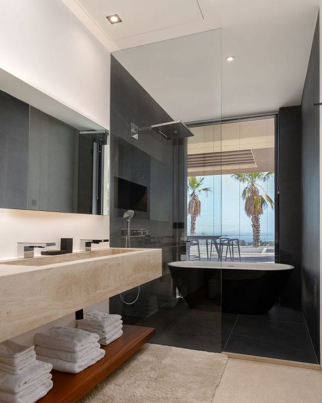 Contemporary villa for sale Los Flamingos Golf Benahavis
