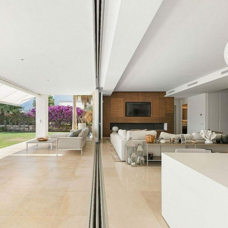 West-facing contemporary villa with pool in a gated community, Rio Real, Marbella East
