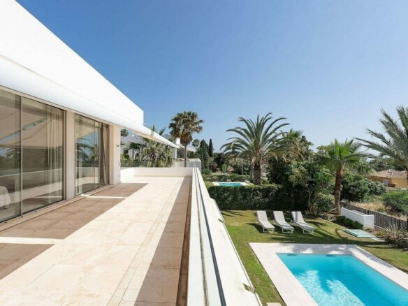 West-facing contemporary villa with pool in a gated community, Rio Real, Marbella East