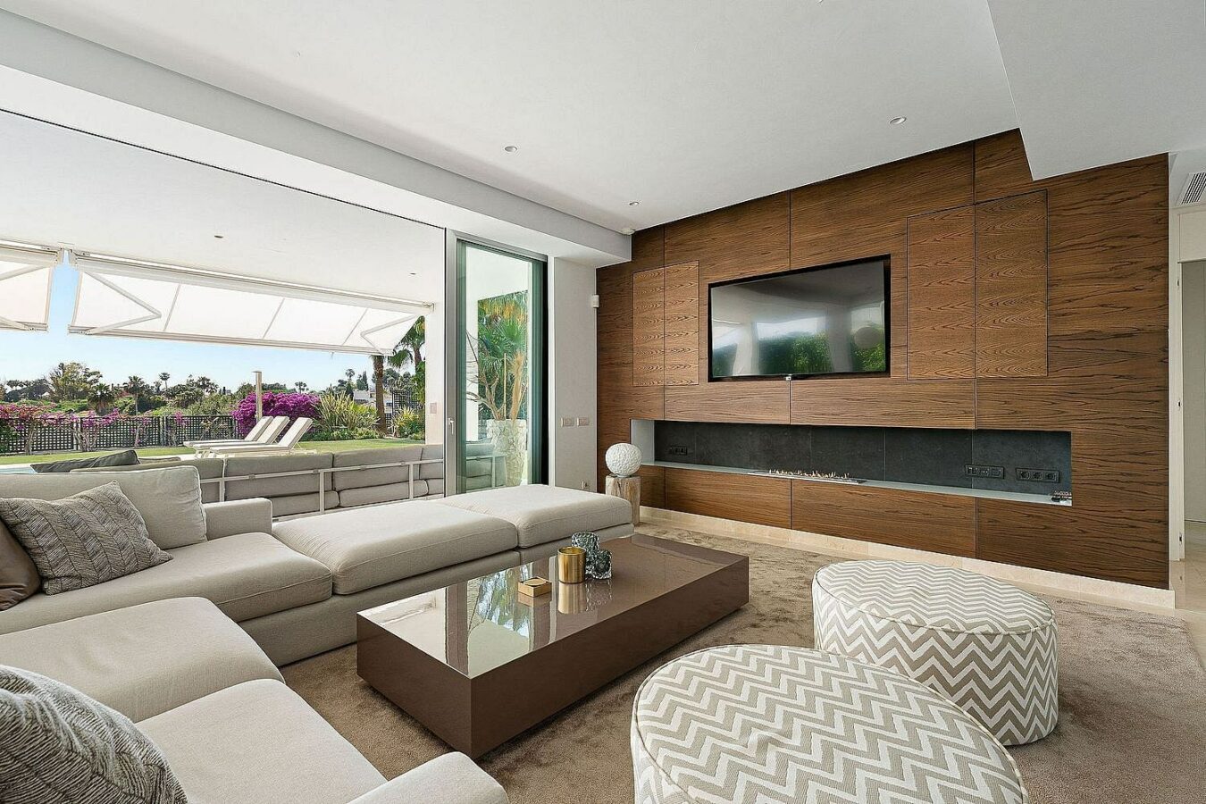West-facing contemporary villa with pool in a gated community, Rio Real, Marbella East