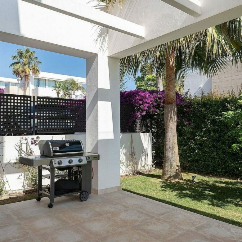 West-facing contemporary villa with pool in a gated community, Rio Real, Marbella East