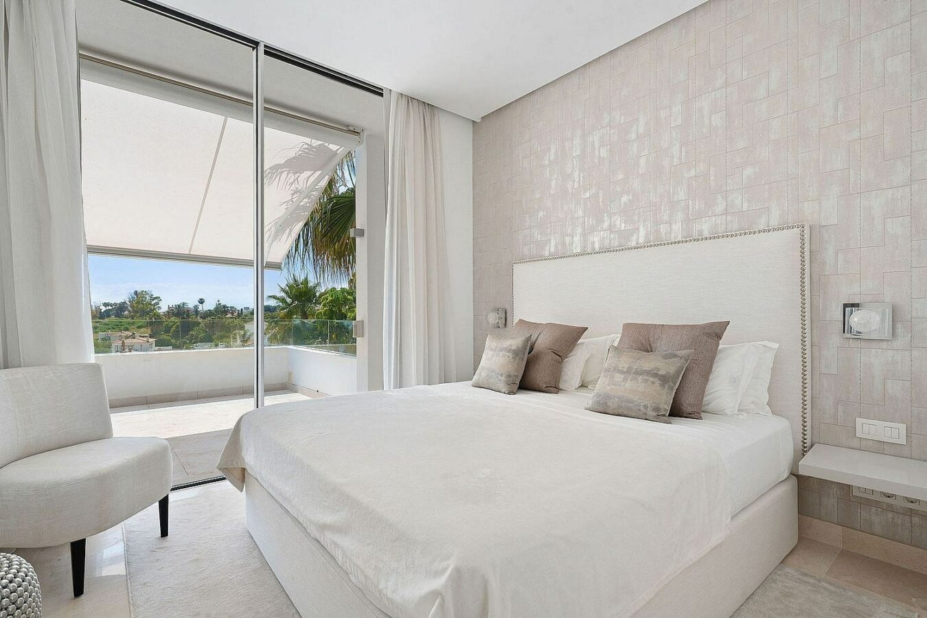 West-facing contemporary villa with pool in a gated community, Rio Real, Marbella East