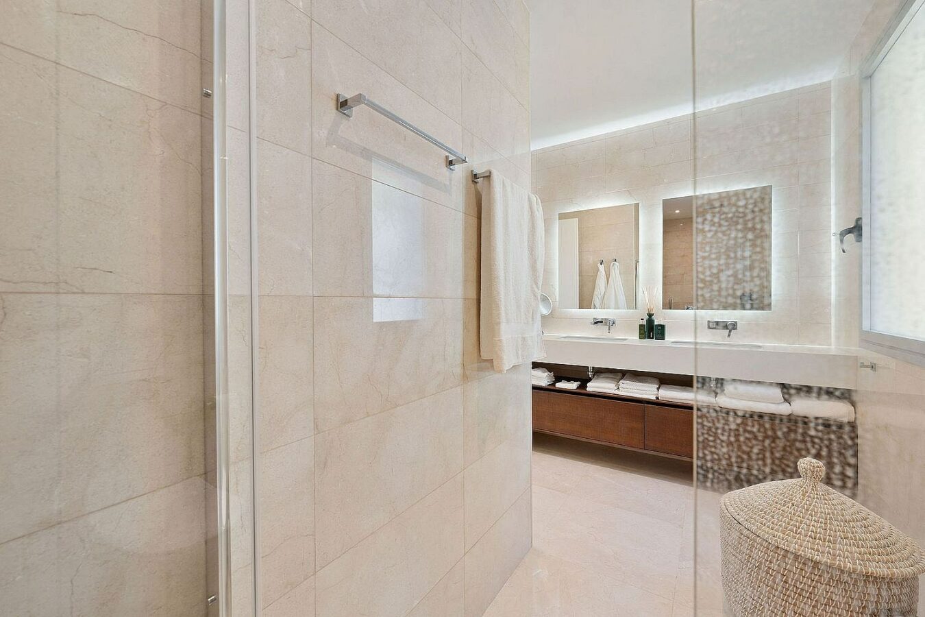 West-facing contemporary villa with pool in a gated community, Rio Real, Marbella East
