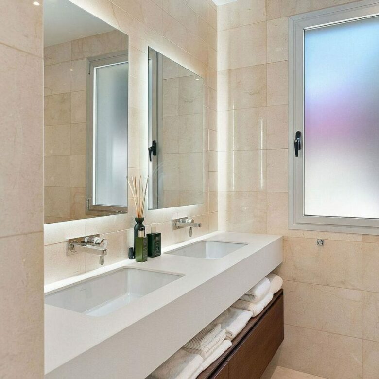 West-facing contemporary villa with pool in a gated community, Rio Real, Marbella East