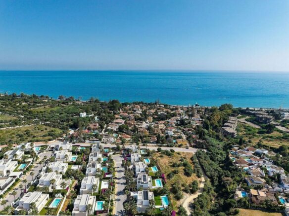 West-facing contemporary villa with pool in a gated community, Rio Real, Marbella East