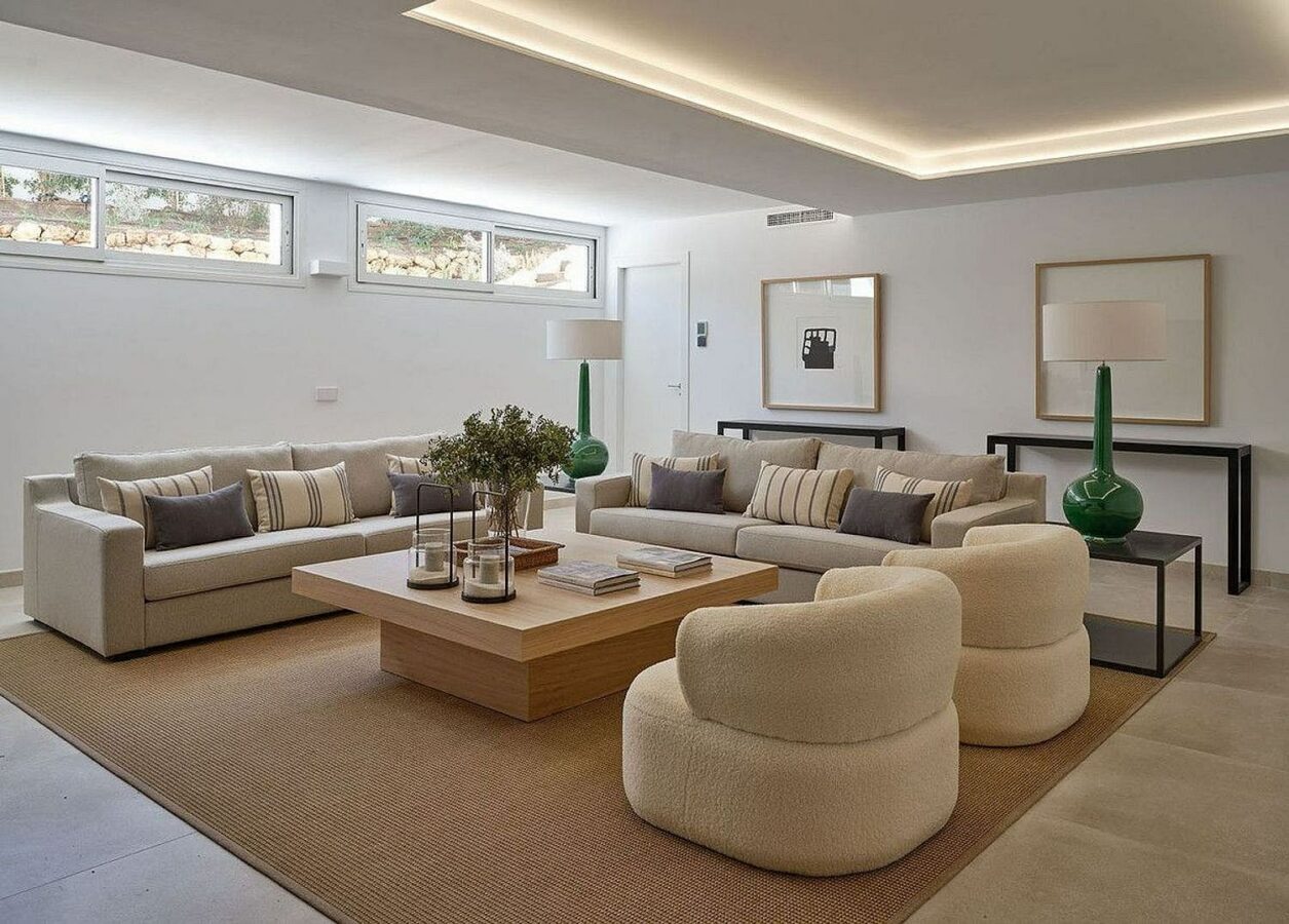 Contemporary villa with rooftop terrace and sea views Nagueles Marbella
