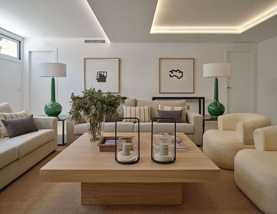 Contemporary villa with rooftop terrace and sea views Nagueles Marbella