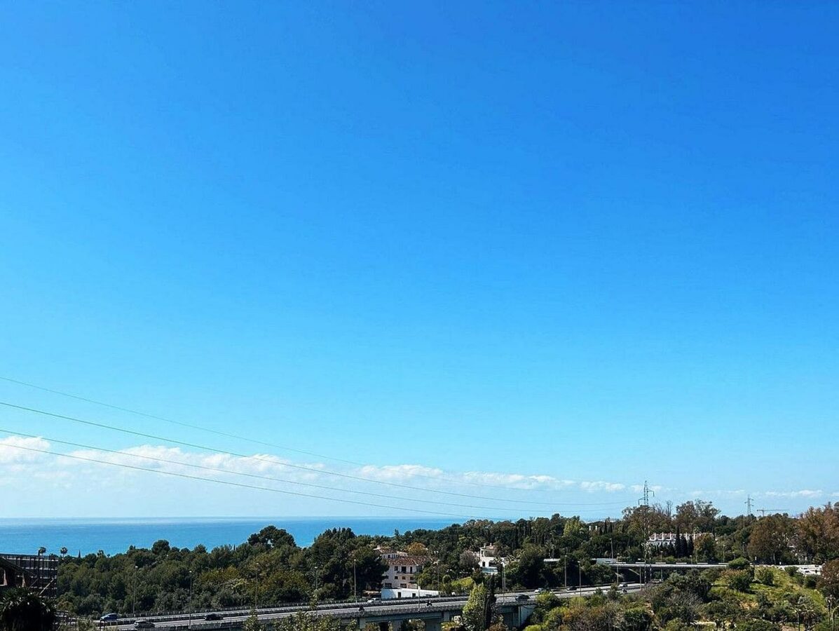 Contemporary villa with rooftop terrace and sea views Nagueles Marbella