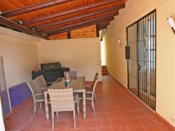 FOR SALE 🏡 South-Facing Villa near Los Naranjos Golf – Nueva Andalucía, Marbella 🇪🇸