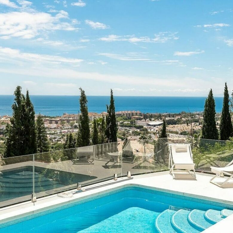 FOR SALE 🏡 Elevated Villa with Panoramic Sea Views and Pool, Price Reduced – La Montua, Marbella 🇪🇸