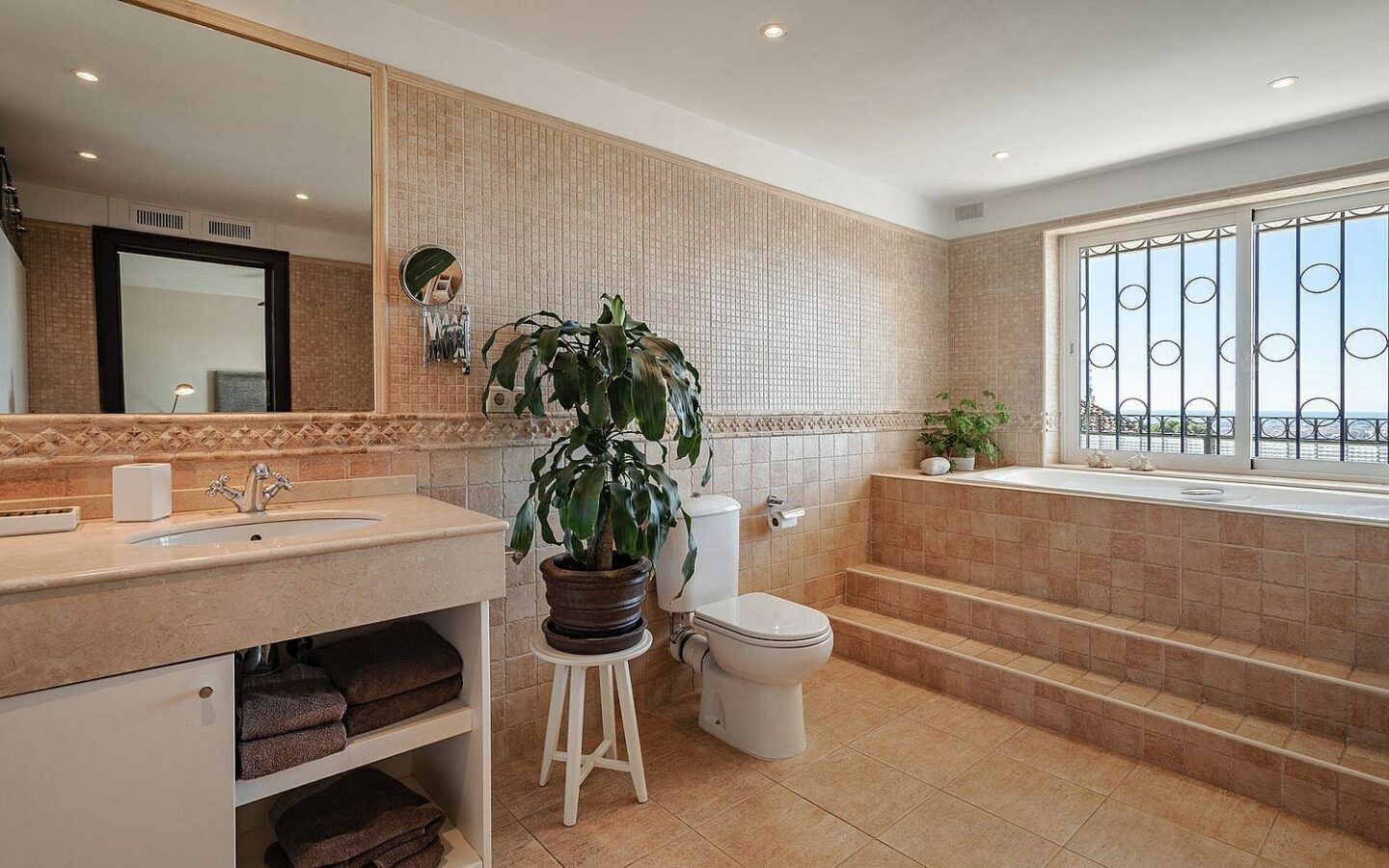 Elevated villa with panoramic sea and golf views in Nueva Andalucia, Marbella