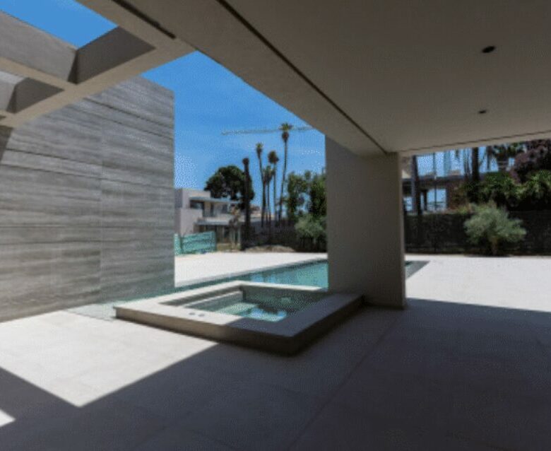 For Sale – San Pedro de Alcántara –  New Build Beachside Modern Villa