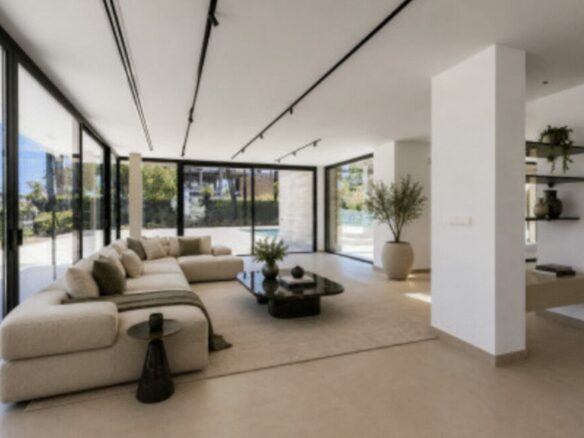 For Sale – San Pedro de Alcántara –  New Build Beachside Modern Villa
