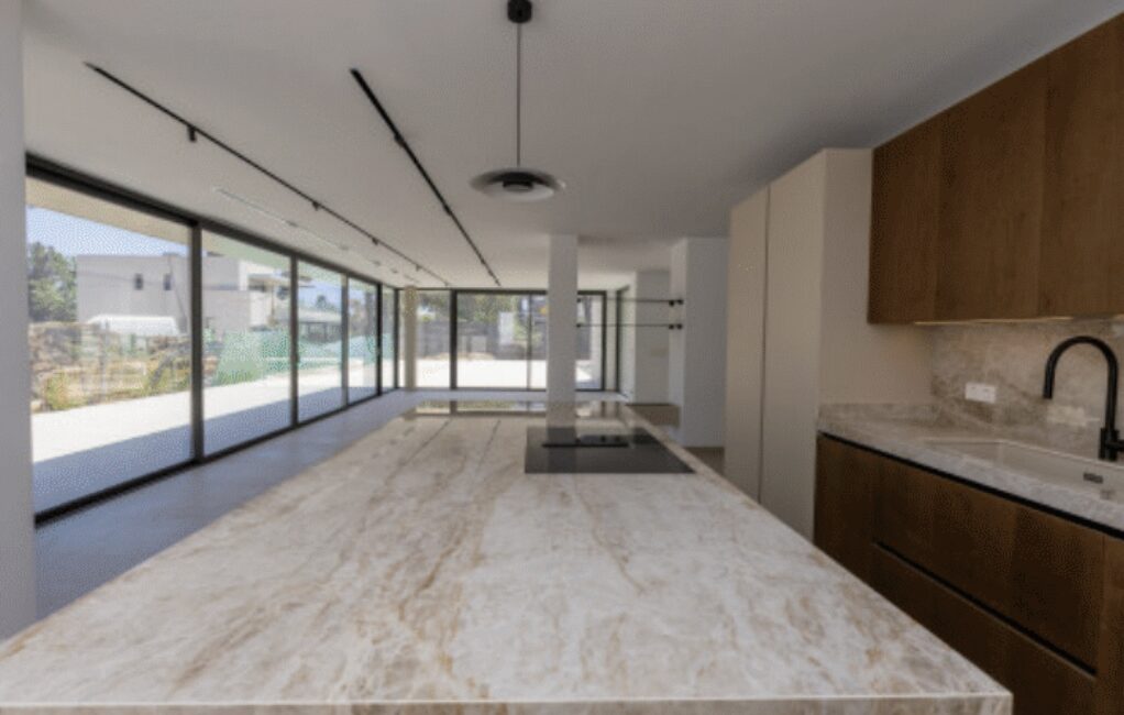 For Sale – San Pedro de Alcántara –  New Build Beachside Modern Villa