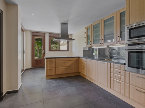 For sale / Villa with Panoramic Views & Resort-Style Living Los Arqueros 🏡, Benahavís / Marbella West 🇪🇸