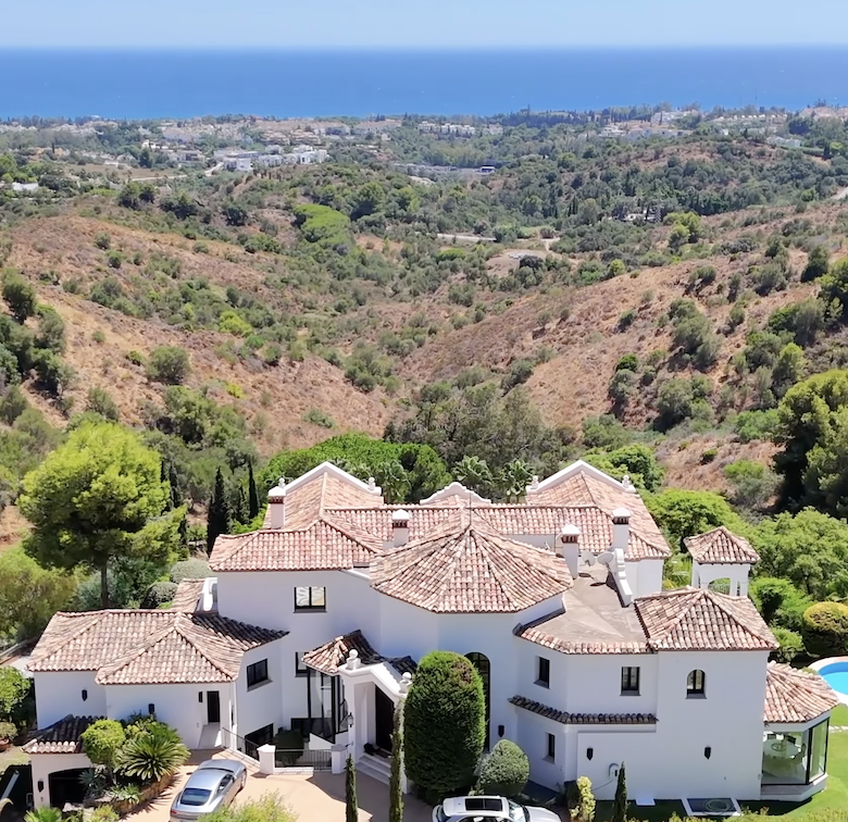 FOR SALE 🇪🇸✨ Villa · Marbella Hill Club · Golden Mile  Gated  – Seaviews 